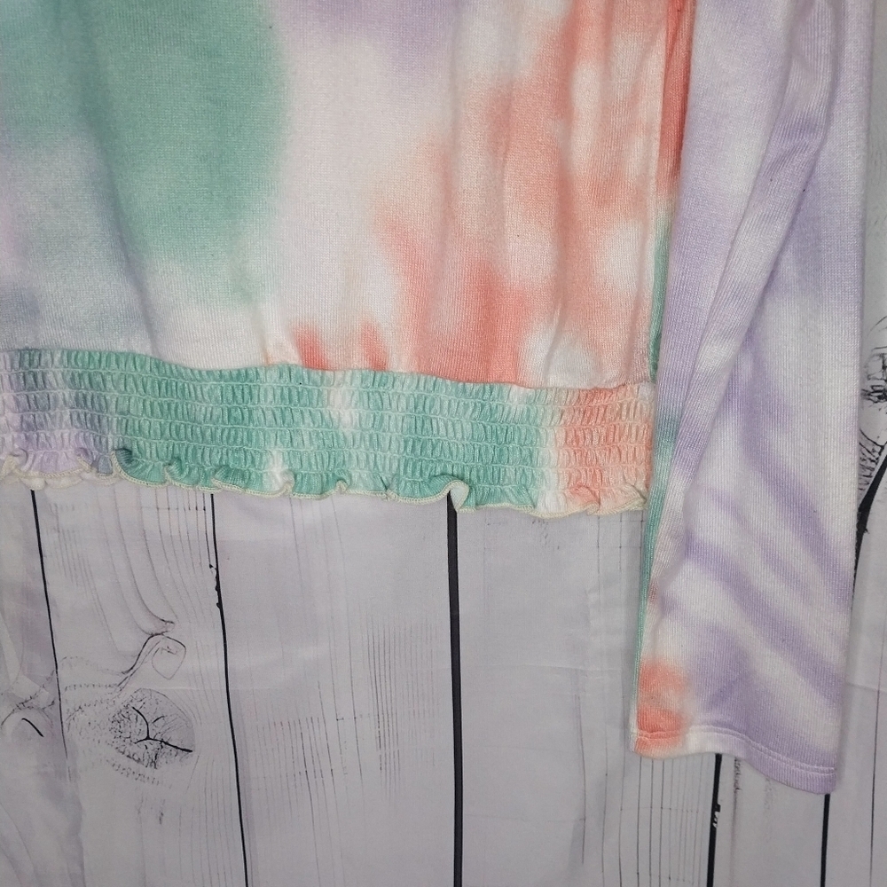 SO Long-Sleeve Super Cozy Crewneck Tie-Dye Top With Elastic Hem - Picture 8 of 8